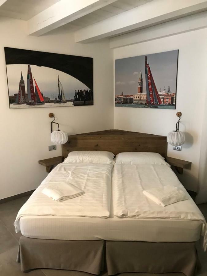Sunset Apartment